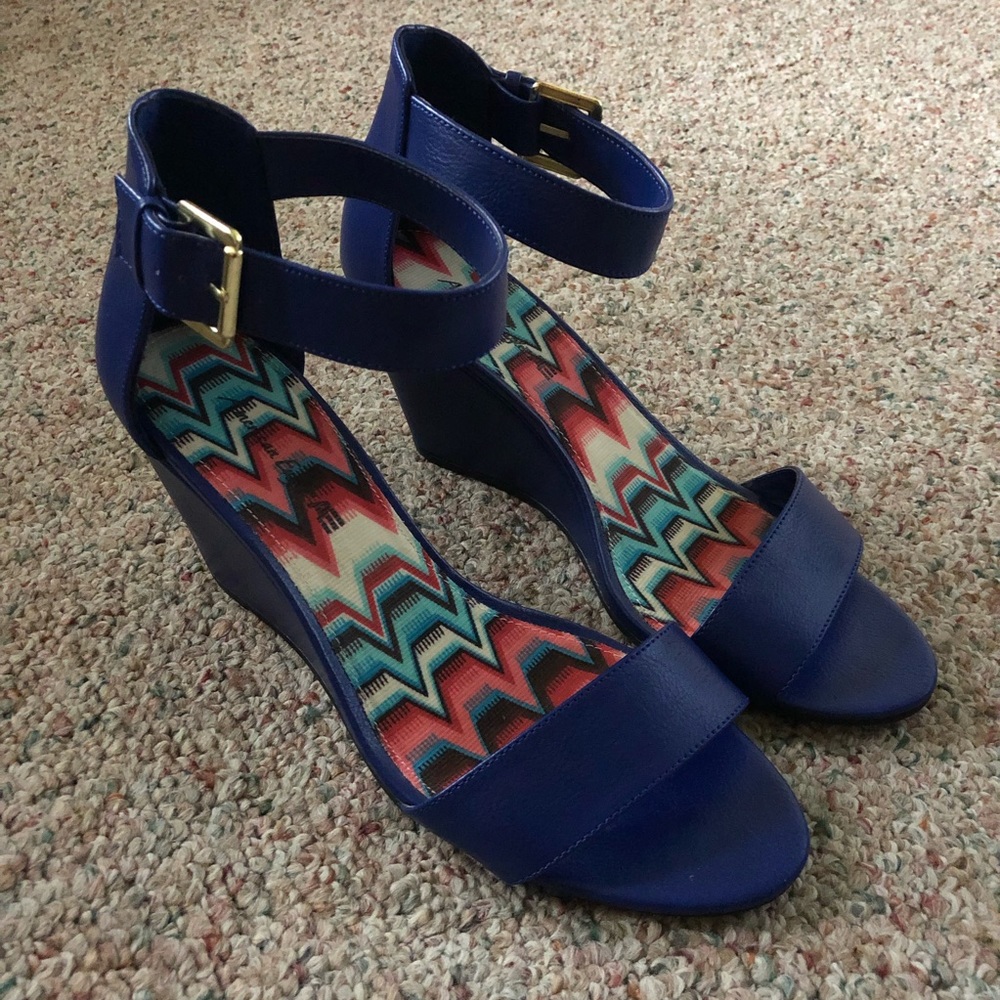 Navy Blue Open toe wedge